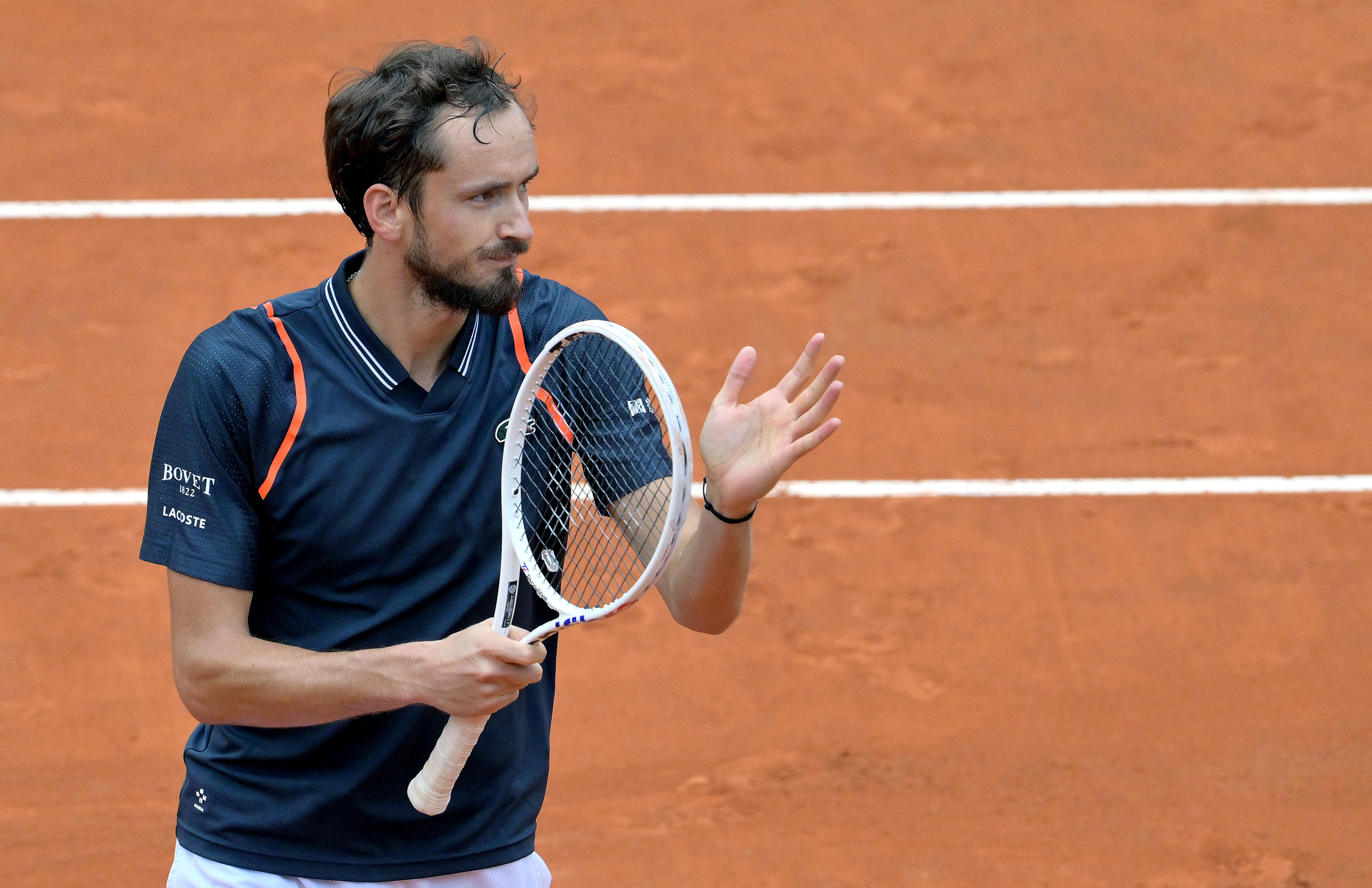 澳网轻取戴维斯杯，梅德韦杰夫统治全场